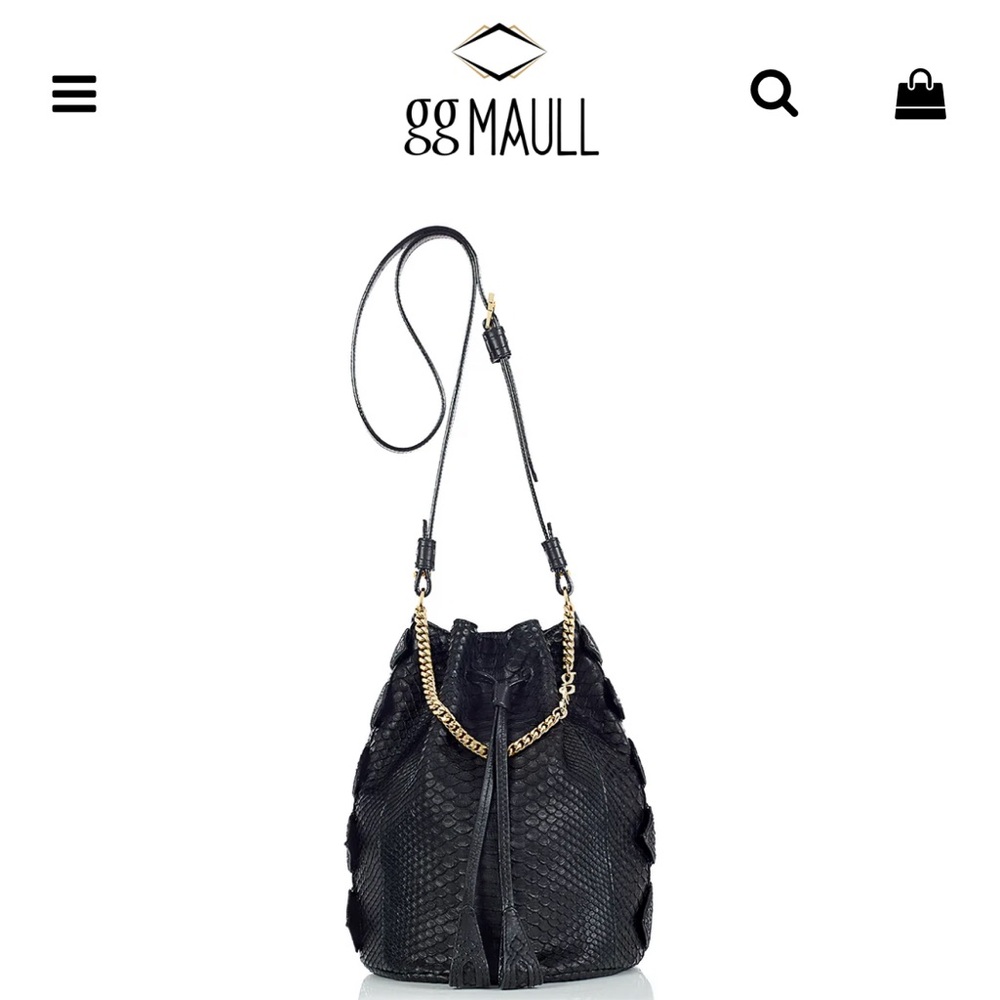 Black Python Leather Shoulder Bag With 18k Gold C… - image 1